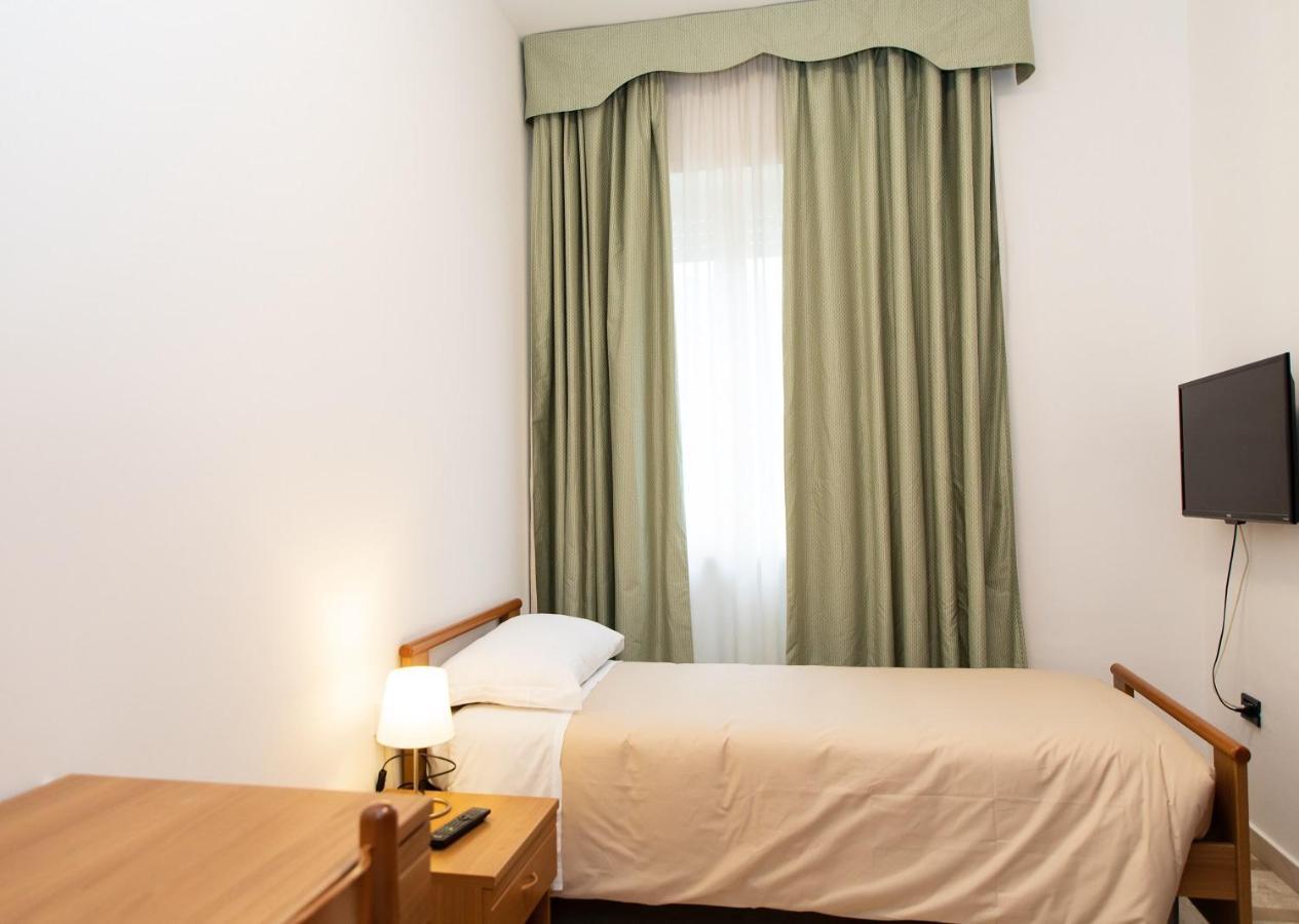 Villa Nazareth Fermo Extérieur photo