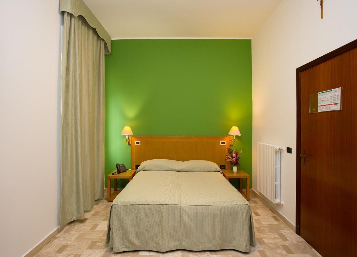 Villa Nazareth Fermo Extérieur photo